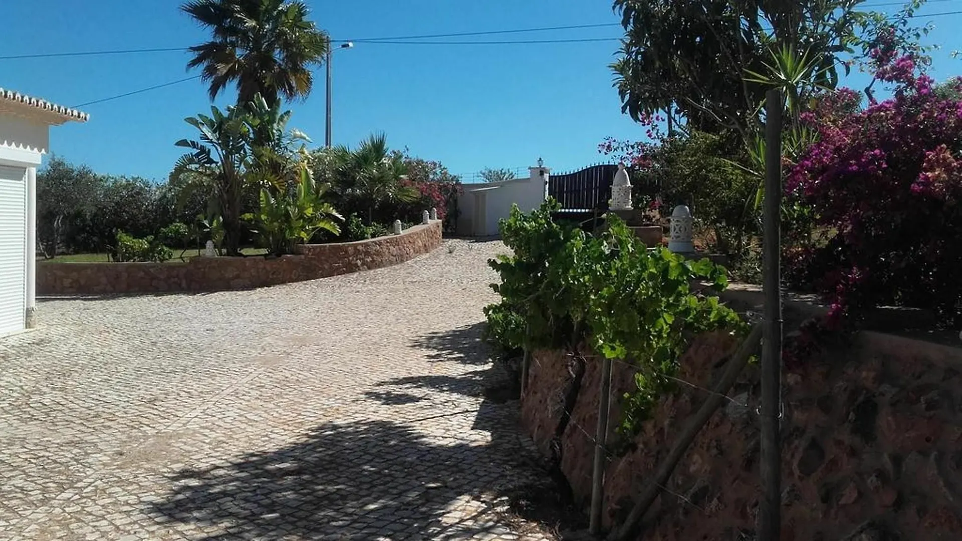 Villa With 3 Bedrooms In Luz, With Private Pool, Enclosed Garden And W 0*,